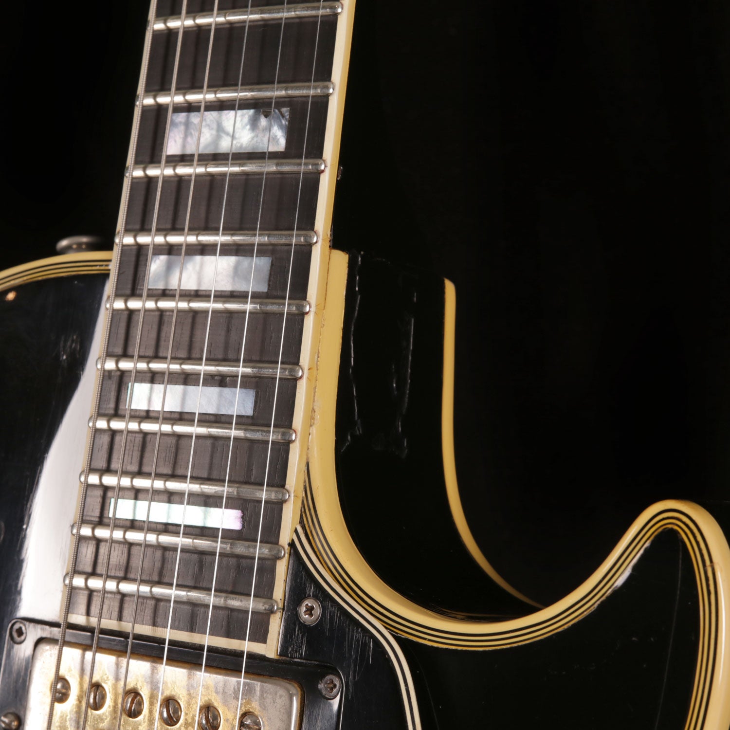 Les paul best sale custom binding